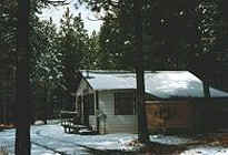 cabins: Cabin #2 at the retreat near crater lake national park, klamath basin birding trails, hiking trails, national wildlife refuges, wetlands in the pacific flyway of southern oregon, nestled in the fremont winema national forest in the cascade mountains of oregon.